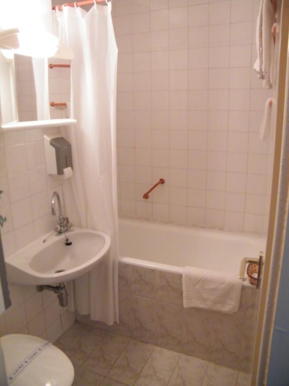 Hotel Magistern Siófok Quarto foto