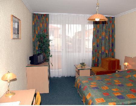 Hotel Magistern Siófok Quarto foto