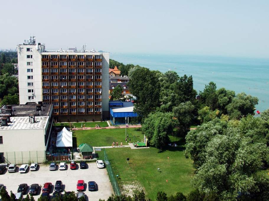 Hotel Magistern Siófok Exterior foto